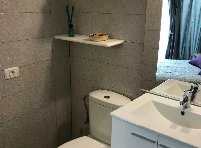 San Rafael Apartment