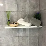 San Rafael Apartment