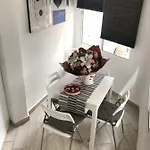 San Rafael Apartment